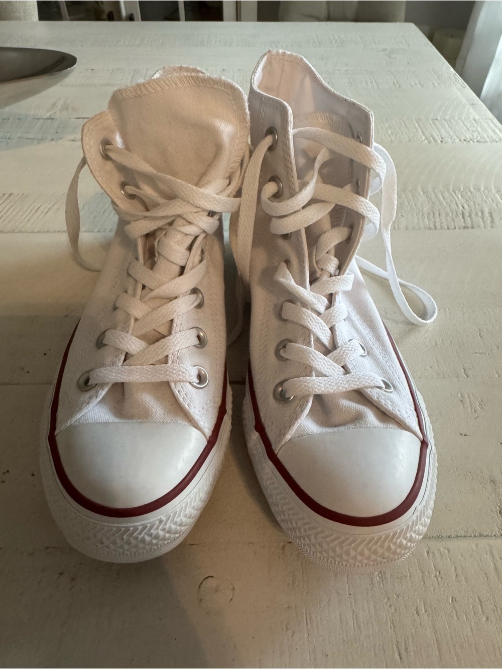 Converse Chuck Taylor All Star High Top Sneakers | White Canvas | Women’s Size 7
